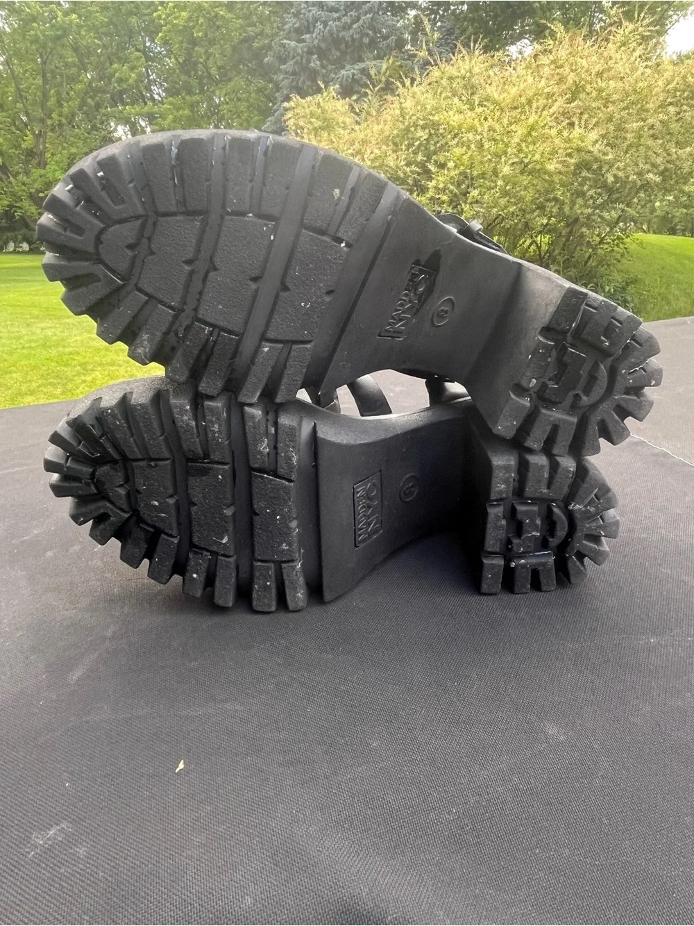 Madden NYC Black Chunky Platform Strappy Sandals size 8